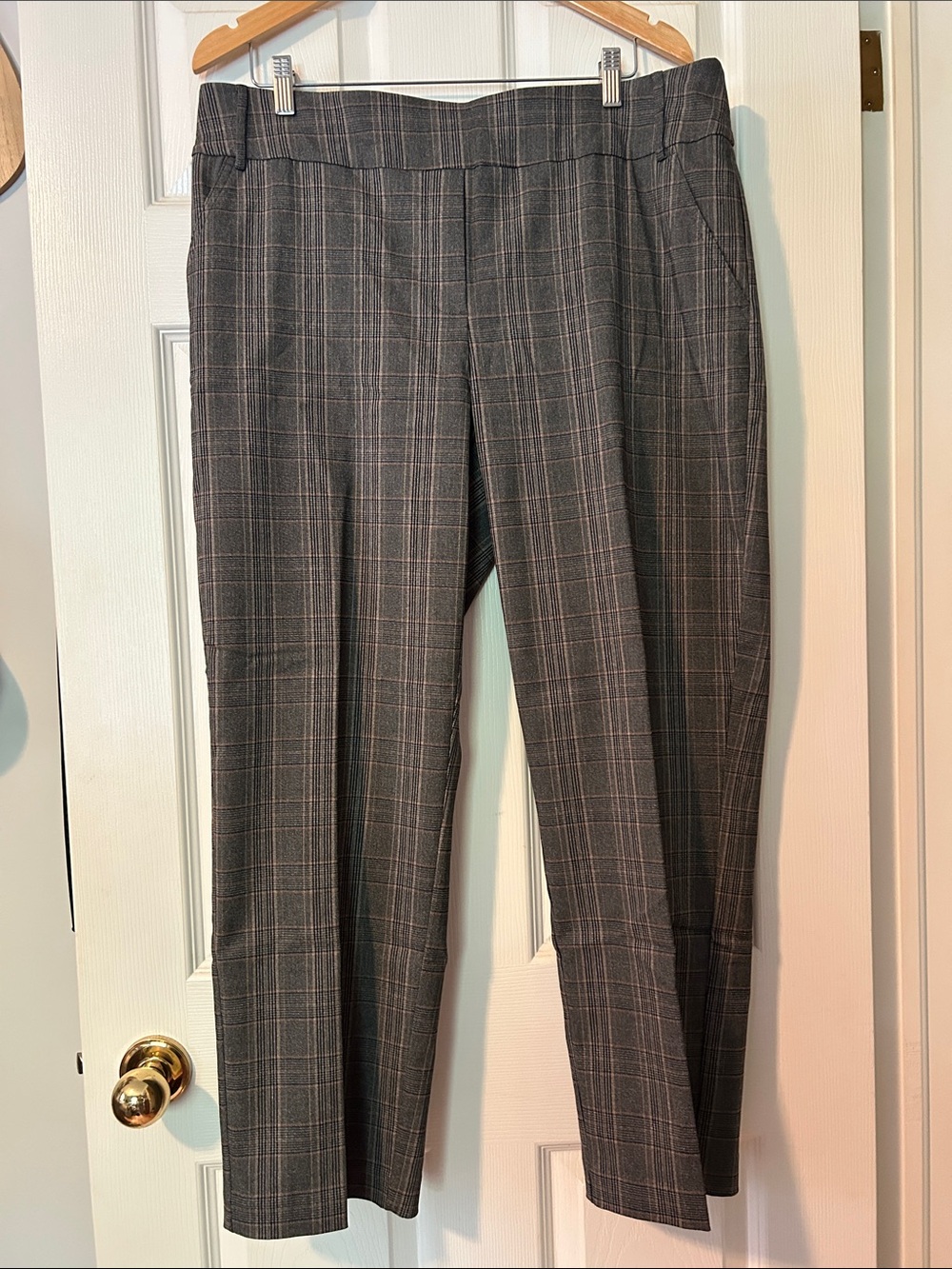 Penningtons Gray Plaid Dress Trousers